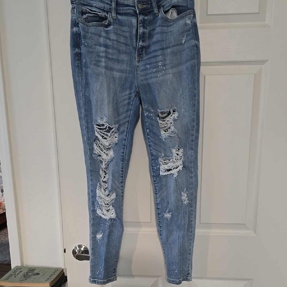 Distressed Blue Ankle Cropped Jeans